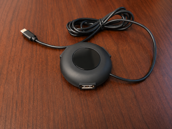 Bramded Button Branded USB-C HUB Button – Help Desk Buttons